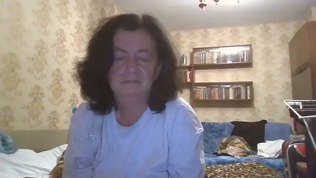Snapshot of GypsiQueen2 chatting on 07/26/26, 06:59 GypsiQueen2 online show from 07/26/26, 06:59