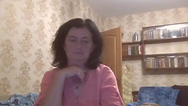 Snapshot of GypsiQueen2 chatting on 07/28/26, 08:01 GypsiQueen2 online show from 07/28/26, 08:01