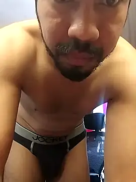 Snapshot of sam_nss chatting on 02/21/25, 05:02 sam nss online show from 02/21/25, 05:02