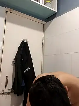 Snapshot of sam_nss chatting on 11/27/25, 05:09 sam nss online show from 11/27/25, 05:09