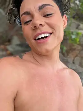 LukeLouHarvey online show from 09/28/25, 03:23