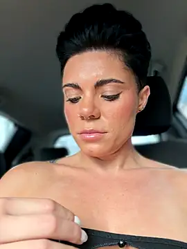 LukeLouHarvey online show from 11/17/25, 03:12