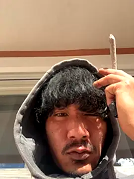 Snapshot of juniiorre chatting on 10/23/25, 10:47 juniiorre online show from 10/23/25, 10:47