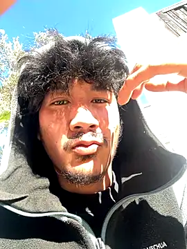 Snapshot of juniiorre chatting on 11/03/25, 08:48 juniiorre online show from 11/03/25, 08:48