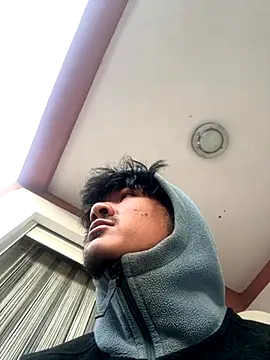 Snapshot of juniiorre chatting on 11/06/25, 07:20 juniiorre online show from 11/06/25, 07:20