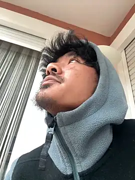 Snapshot of juniiorre chatting on 11/16/25, 09:26 juniiorre online show from 11/16/25, 09:26