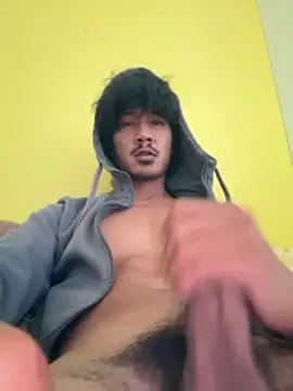 Snapshot of juniiorre chatting on 12/04/25, 12:36 juniiorre online show from 12/04/25, 12:36