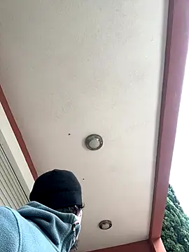 Snapshot of juniiorre chatting on 12/15/25, 01:59 juniiorre online show from 12/15/25, 01:59