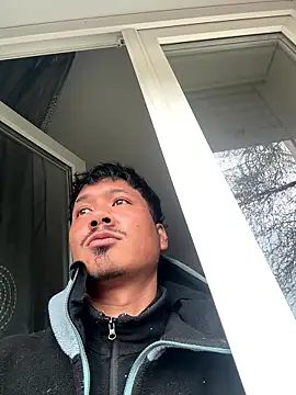 Snapshot of juniiorre chatting on 01/17/26, 10:31 juniiorre online show from 01/17/26, 10:31