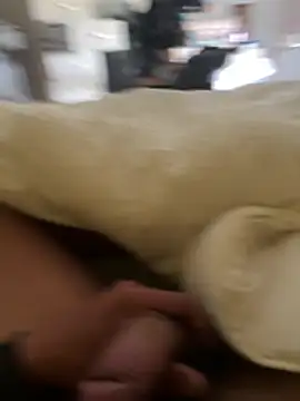 Snapshot of juniiorre chatting on 03/11/26, 10:32 juniiorre online show from 03/11/26, 10:32