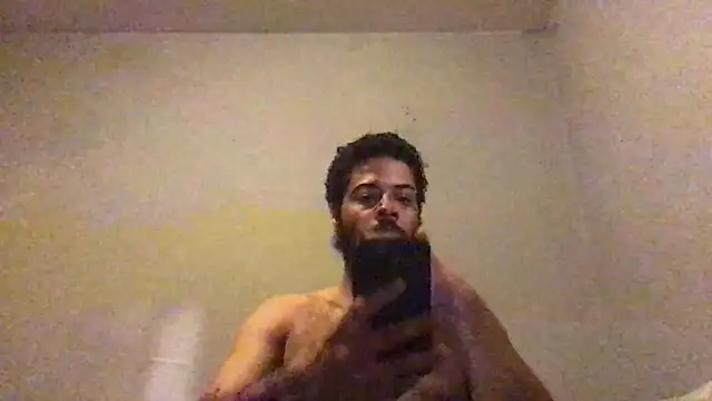 Snapshot of mondo29 chatting on 03/19/25, 01:10 mondo29 online show from 03/19/25, 01:10