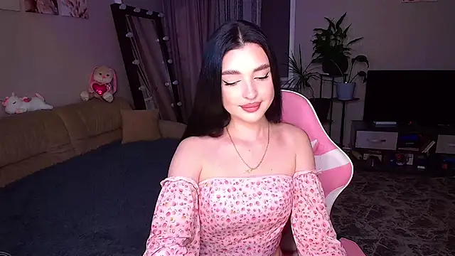   Malika   online show from 10/22/25, 02:39