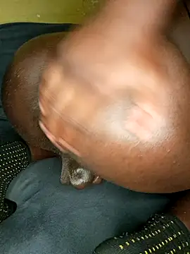 Texanguy01 online show from 02/26/25, 09:53