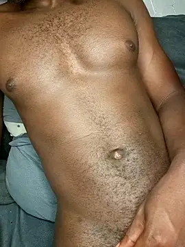 Snapshot of Texanguy01 chatting on 05/18/26, 01:24 Texanguy01 online show from 05/18/26, 01:24