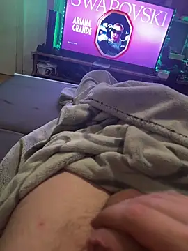 Snapshot of David19932908 chatting on 12/05/24, 10:34 David19932908 online show from 12/05/24, 10:34