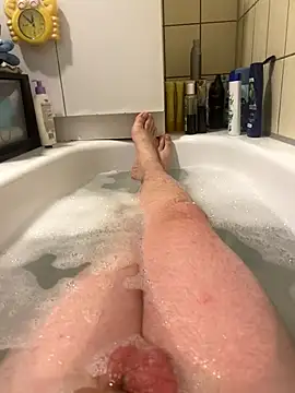 Snapshot of David19932908 chatting on 09/09/25, 12:59 David19932908 online show from 09/09/25, 12:59