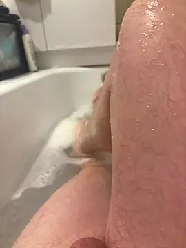 Snapshot of David19932908 chatting on 10/16/25, 11:00 David19932908 online show from 10/16/25, 11:00