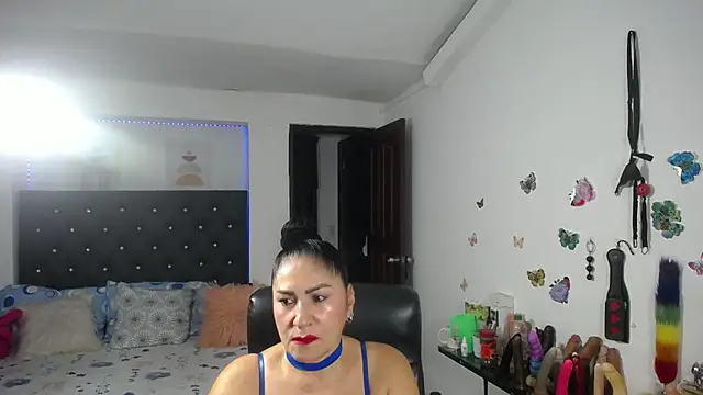 mature bigboobs10 online show from 05/10/26, 04:06
