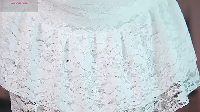 Snapshot of Alison_Miller9 chatting on 02/05/26, 12:04 Alison Miller9 online show from 02/05/26, 12:04