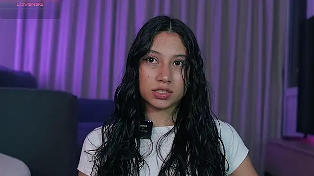 Snapshot of Alison_Miller9 chatting on 02/28/26, 12:55 Alison Miller9 online show from 02/28/26, 12:55