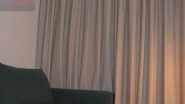 Snapshot of Alison_Miller9 chatting on 04/03/26, 01:47 Alison Miller9 online show from 04/03/26, 01:47