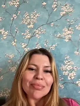 Lovers  Annn online show from 11/28/25, 06:27