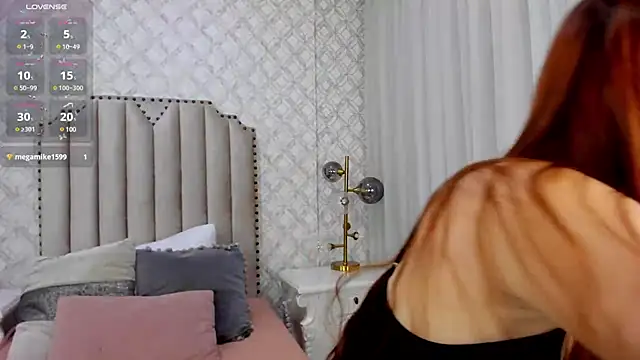 Snapshot of Pia_Johnson_ chatting on 12/30/24, 11:26 Pia Johnson online show from 12/30/24, 11:26