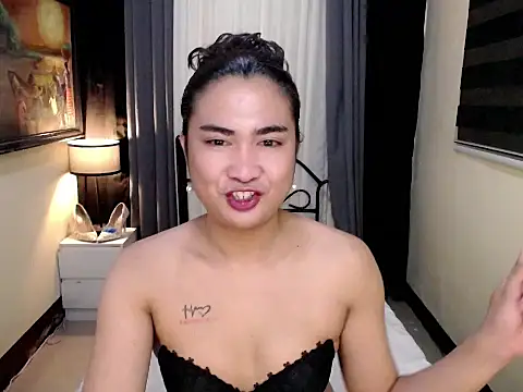 Snapshot of Yesha_harper chatting on 06/30/26, 03:35 Yesha harper online show from 06/30/26, 03:35