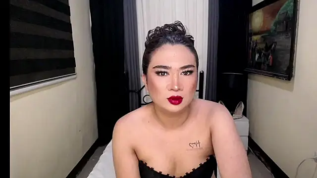 Snapshot of Yesha_harper chatting on 07/04/26, 04:24 Yesha harper online show from 07/04/26, 04:24