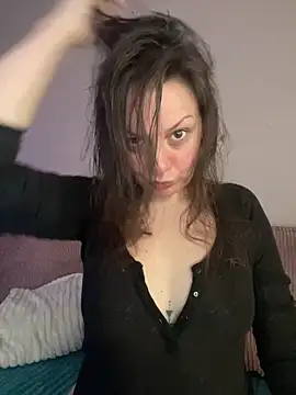 Snapshot of hades4ness chatting on 03/18/25, 07:41 hades4ness online show from 03/18/25, 07:41