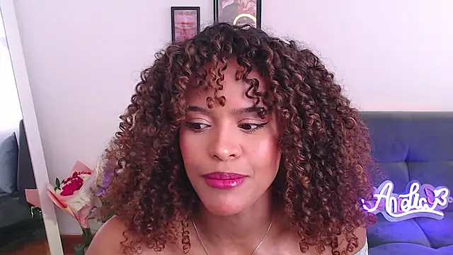 Amelia bss online show from 02/18/25, 01:44