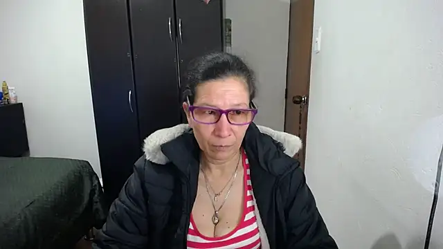 Snapshot of latin49 chatting on 03/11/26, 04:18 latin49 online show from 03/11/26, 04:18