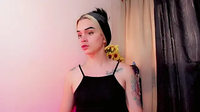 lesly xx online show from 03/19/26, 08:24