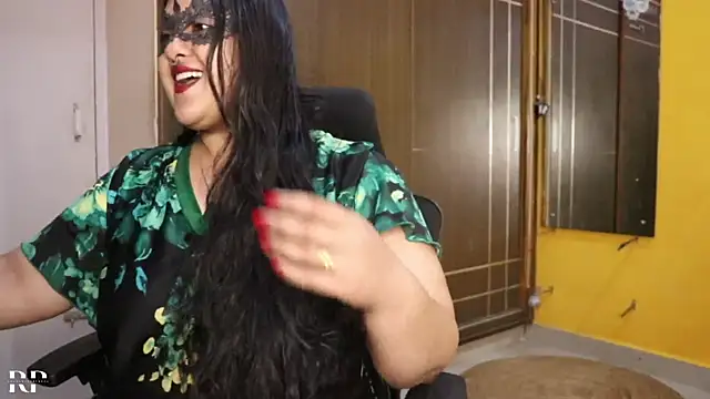 Snapshot of AgniPriya chatting on 01/07/25, 12:45 AgniPriya online show from 01/07/25, 12:45