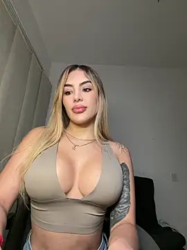 Snapshot of mi_suk11 chatting on 02/12/26, 06:41 mi suk11 online show from 02/12/26, 06:41