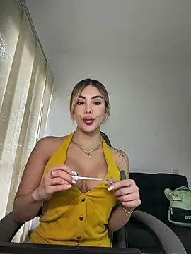 Snapshot of mi_suk11 chatting on 02/24/26, 05:11 mi suk11 online show from 02/24/26, 05:11