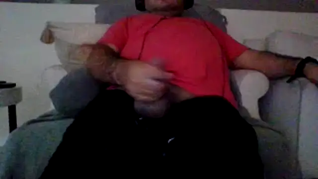 Snapshot of Hammyric786 chatting on 01/12/26, 10:37 Hammyric786 online show from 01/12/26, 10:37