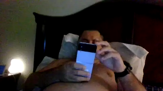 Snapshot of Hammyric786 chatting on 01/14/26, 04:34 Hammyric786 online show from 01/14/26, 04:34