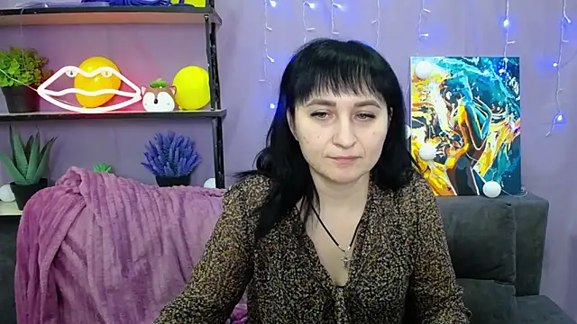 NinaFlawlees online show from 01/25/25, 05:51