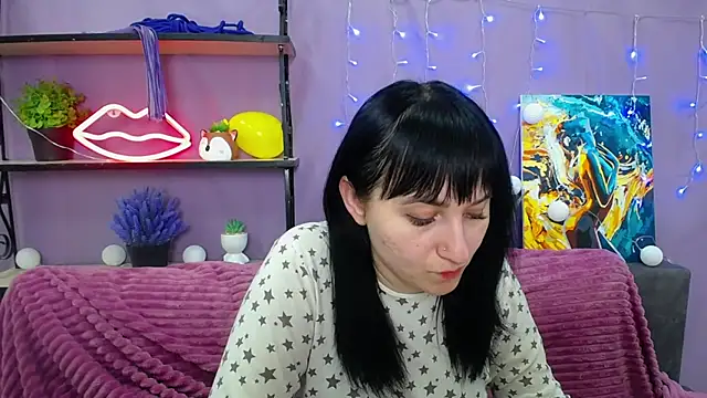 NinaFlawlees online show from 01/30/25, 11:02