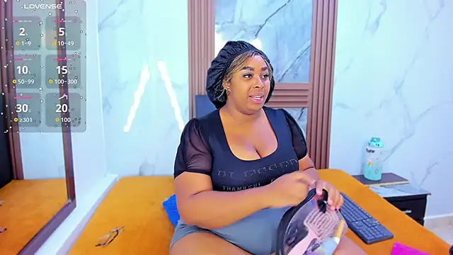 HannyMansonh online show from 10/18/25, 03:20