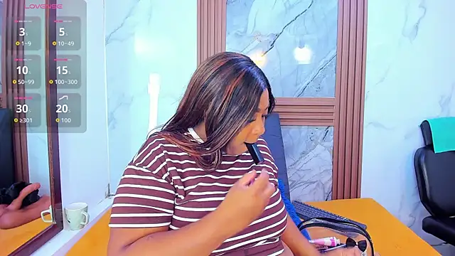 Snapshot of HannyMansonh chatting on 02/06/26, 03:22 HannyMansonh online show from 02/06/26, 03:22