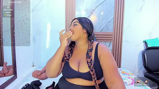 Snapshot of HannyMansonh chatting on 03/04/26, 03:12 HannyMansonh online show from 03/04/26, 03:12