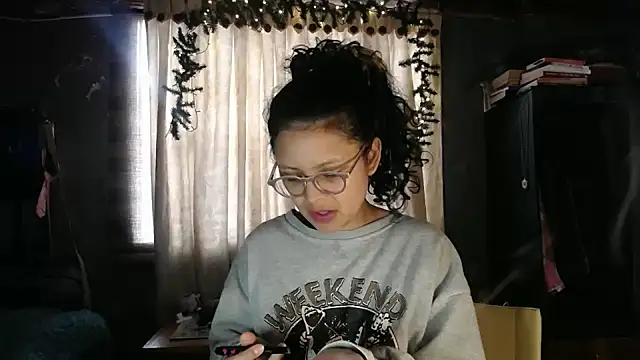 Snapshot of Hathorlove chatting on 01/12/26, 01:49 Hathorlove online show from 01/12/26, 01:49