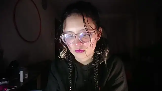 Snapshot of Hathorlove chatting on 04/19/26, 02:55 Hathorlove online show from 04/19/26, 02:55