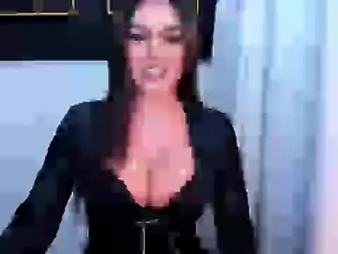 Snapshot of hotstellacumxxx chatting on 04/22/26, 06:38 hotstellacumxxx online show from 04/22/26, 06:38