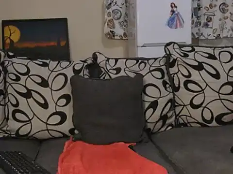 Snapshot of DollyPerryXX chatting on 02/01/25, 09:08 DollyPerryXX online show from 02/01/25, 09:08