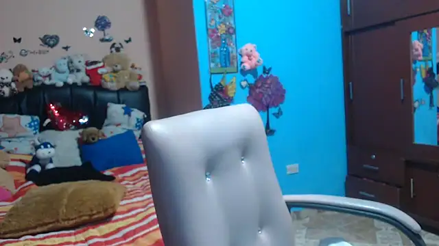 Snapshot of milfeddy_ chatting on 03/13/25, 09:16 milfeddy online show from 03/13/25, 09:16