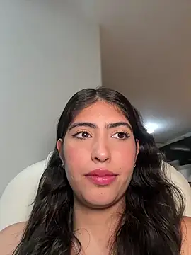 Gaby zahir  online show from 01/15/25, 12:58