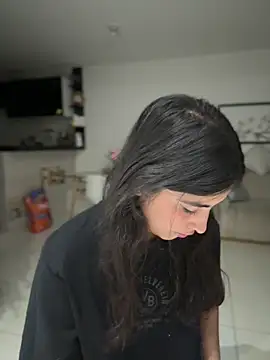 Gaby zahir  online show from 03/13/25, 09:43